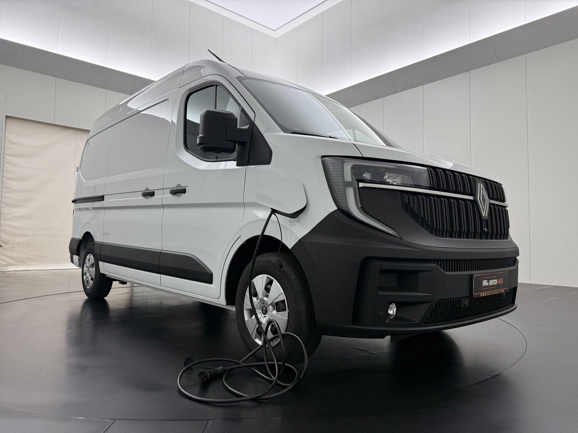 Renault Master E-Tech 87Kwh L2H2 | Zeer Compleet ! | Direct, Automaat, Dealer onderhouden, Renault, 2500 kg