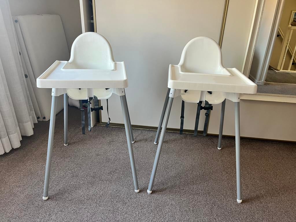 GRATIS ;Ikea kinder eetstoel(en), Huis en Inrichting, Stoelen, Ophalen, Gebruikt, Wit, Twee