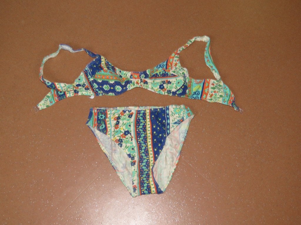 Bikini maat 38 - Zie ook mijn overige advertenties, Kleding | Dames, Meerkleurig, Ophalen of Verzenden, Bikini, Hunkemöller