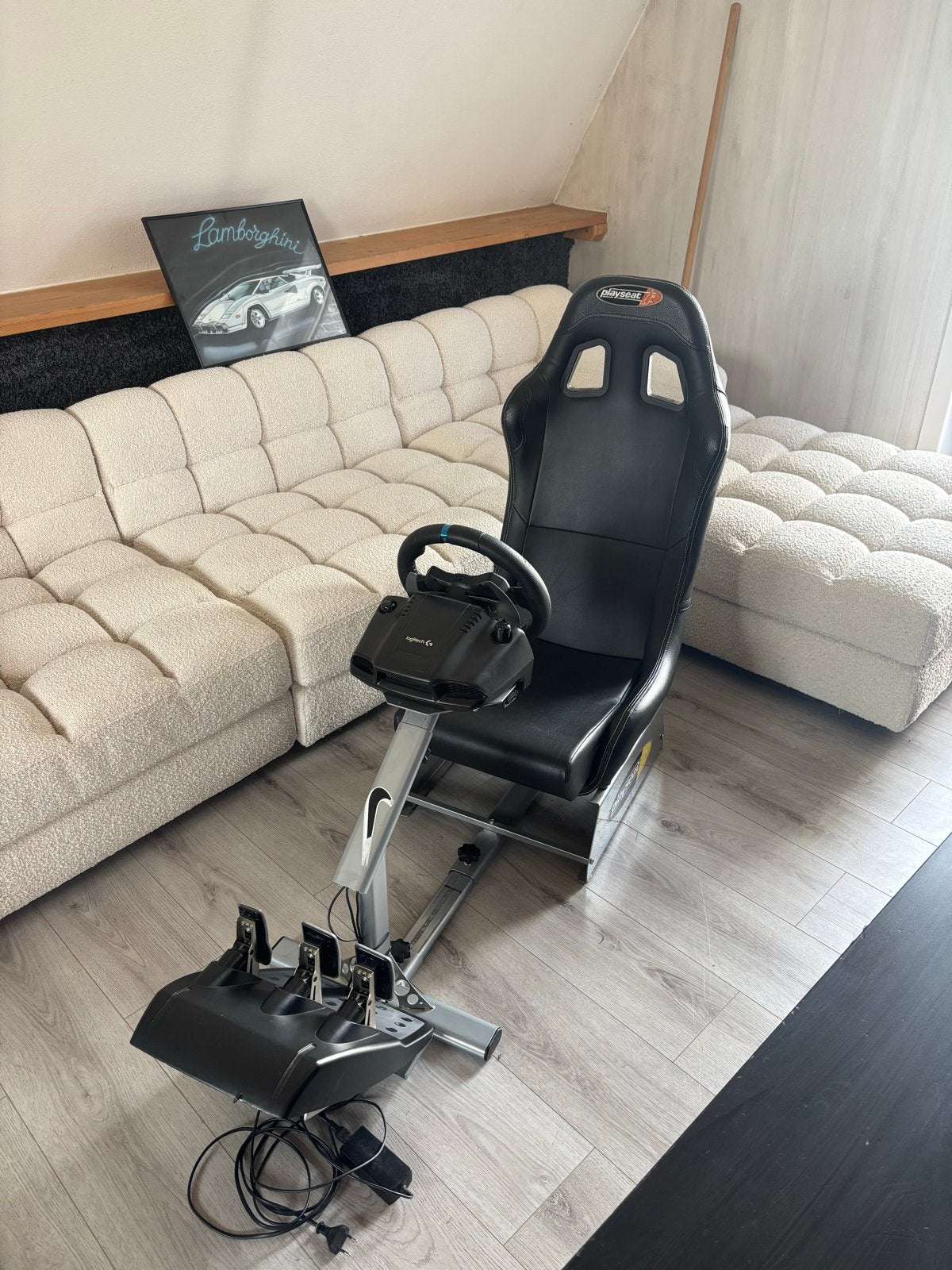 Playseat met Logitech G29 racestuur en pedalen, Ophalen, Zo goed als nieuw, Zonder controller, Pro