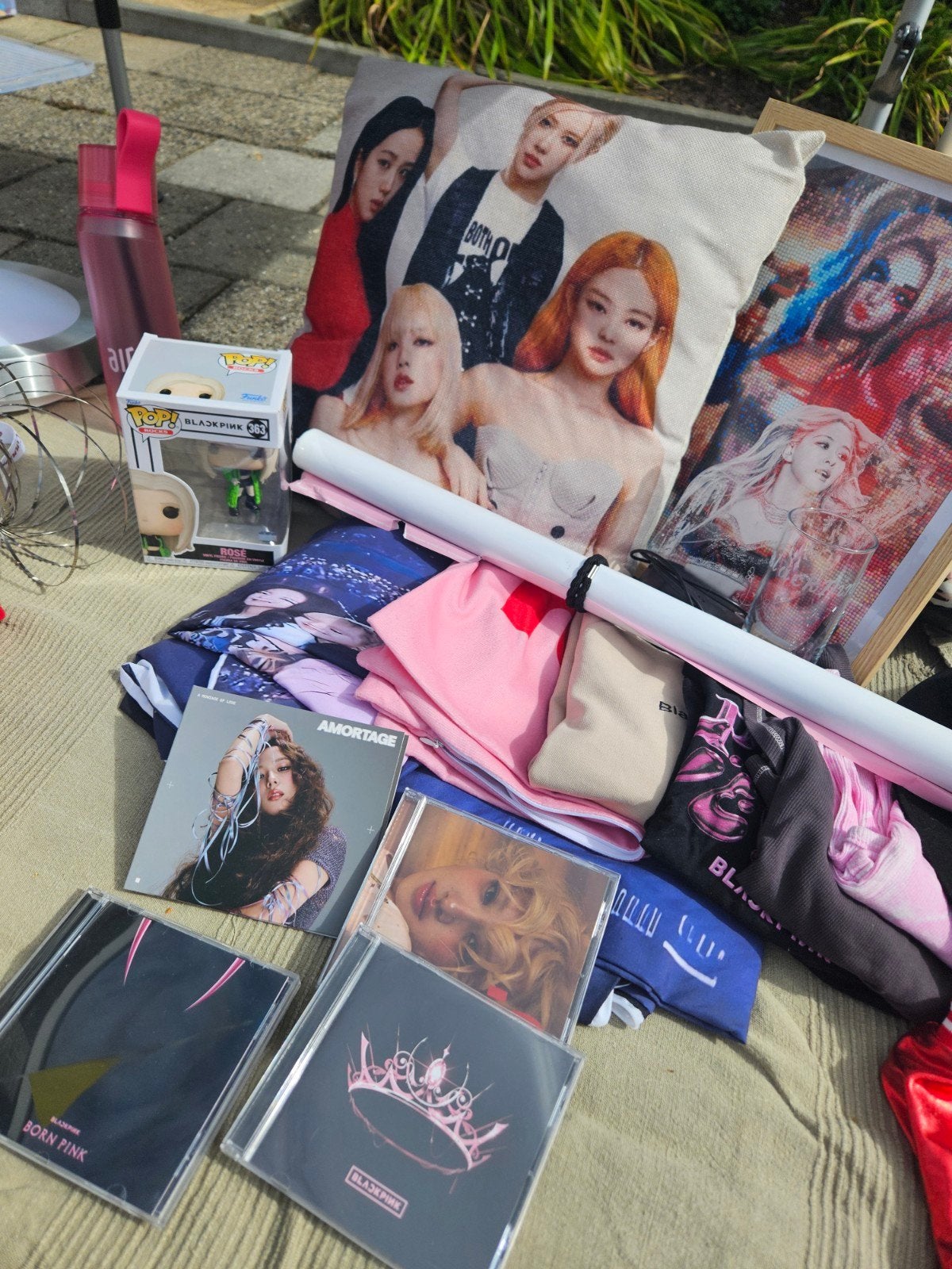 Blackpink Rosé verzameling: CD's, kleding en merchandise, Verzamelen, Ophalen of Verzenden, Zo goed als nieuw