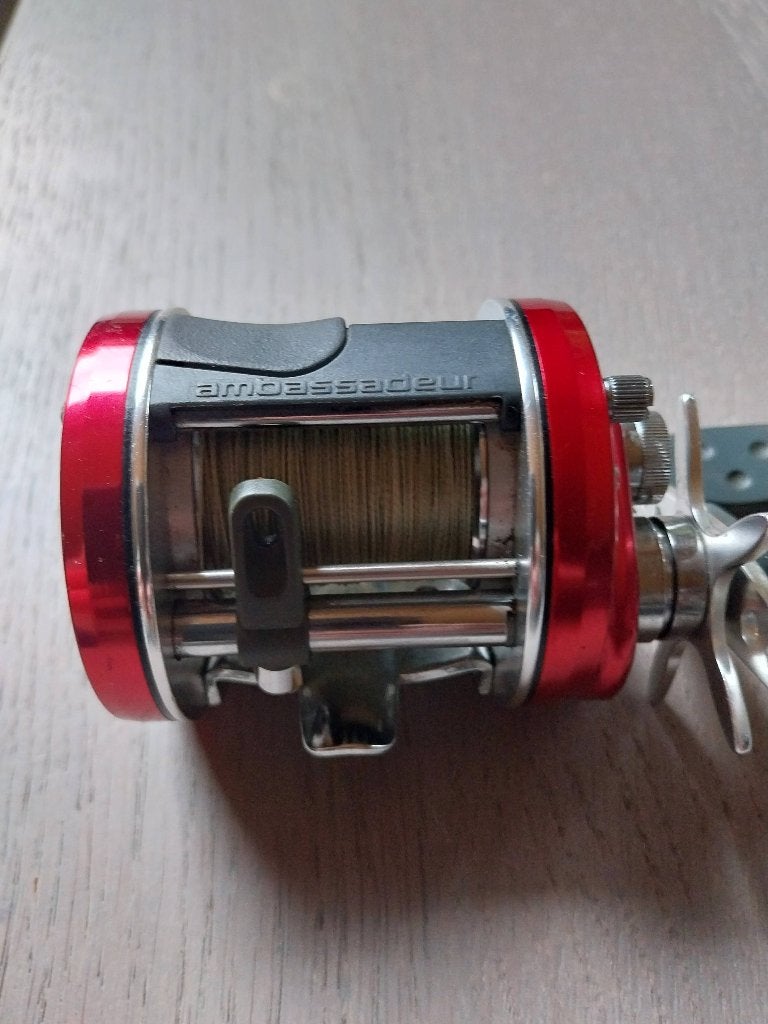 Abu garcia ambassadeur reel molen, Watersport en Boten, Hengelsport | Roofvissen, Ophalen of Verzenden, Gebruikt, Molen