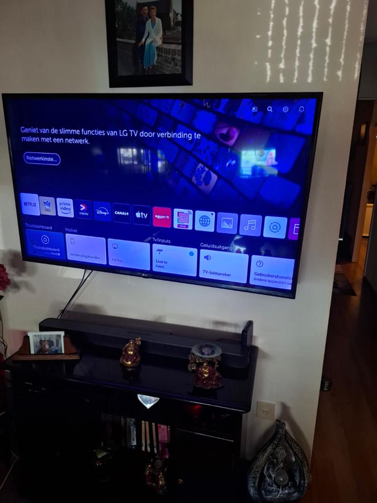 Tv lg 55 inc in goede staat  met jbl soundbar samen, Ophalen of Verzenden