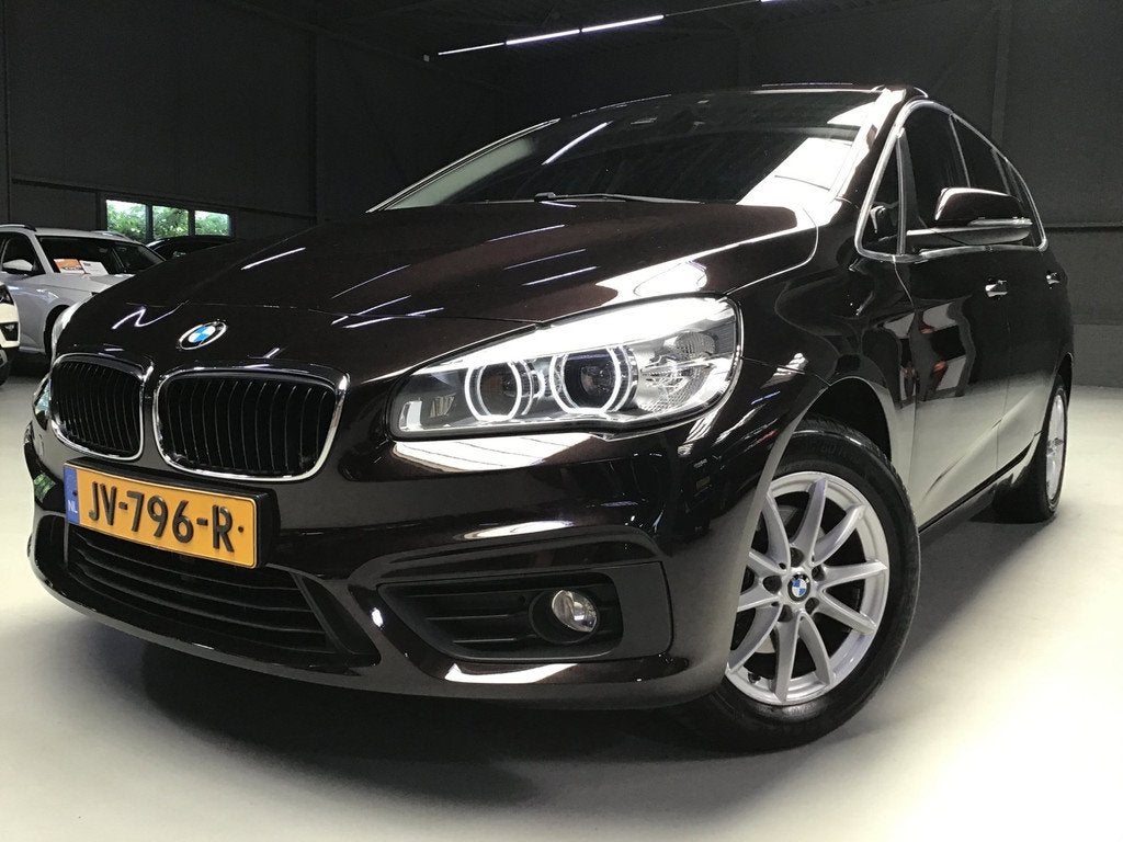 BMW 2-serie Gran Tourer 216i Centennial Executive 7p. I 2eig, Auto's, BMW, Voorwielaandrijving, Gebruikt, Euro 6, 7 stoelen