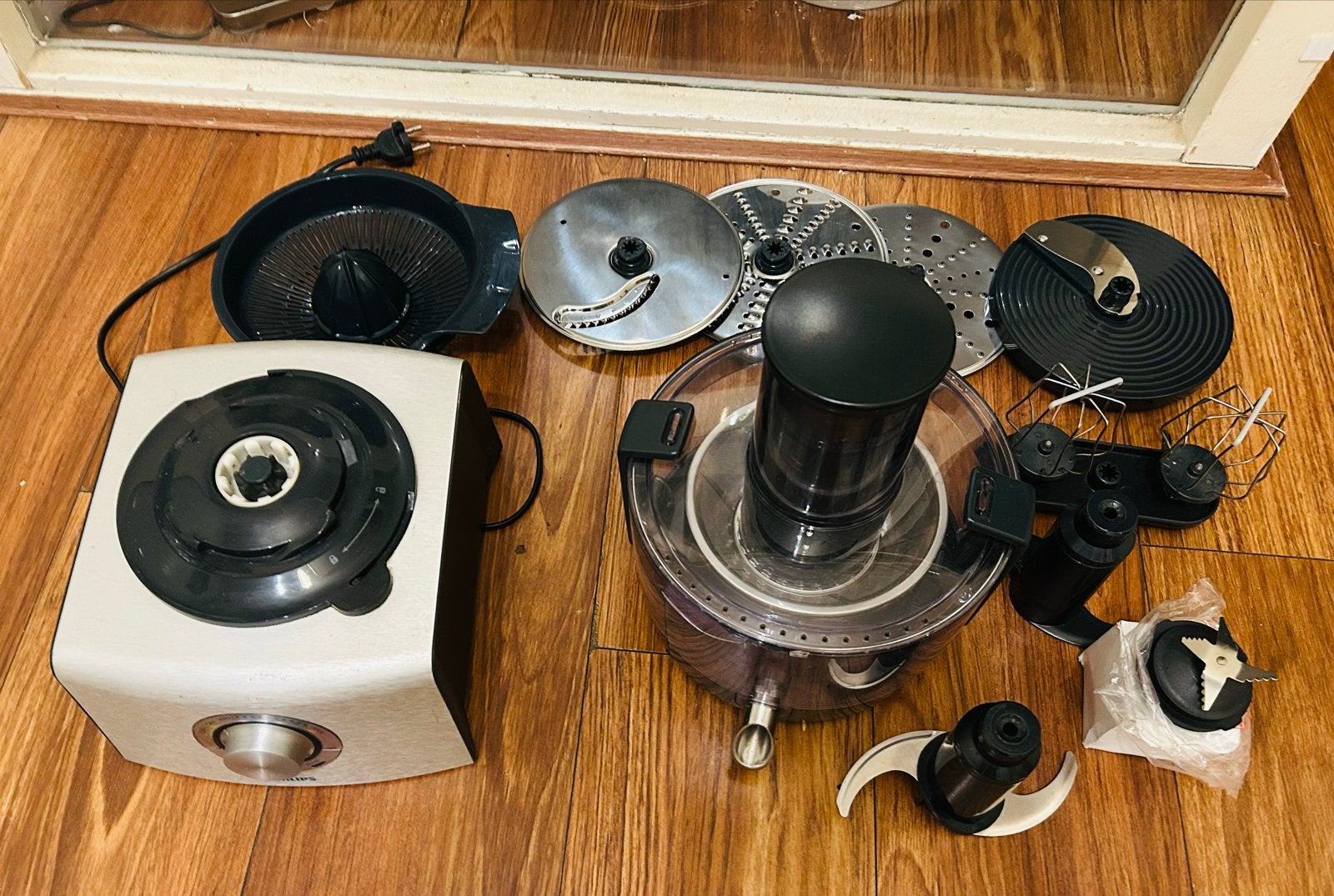 Philips Keukenmachine met diverse accessoires (zonder mengko, Ophalen of Verzenden, Gebruikt, 3 snelheden of meer