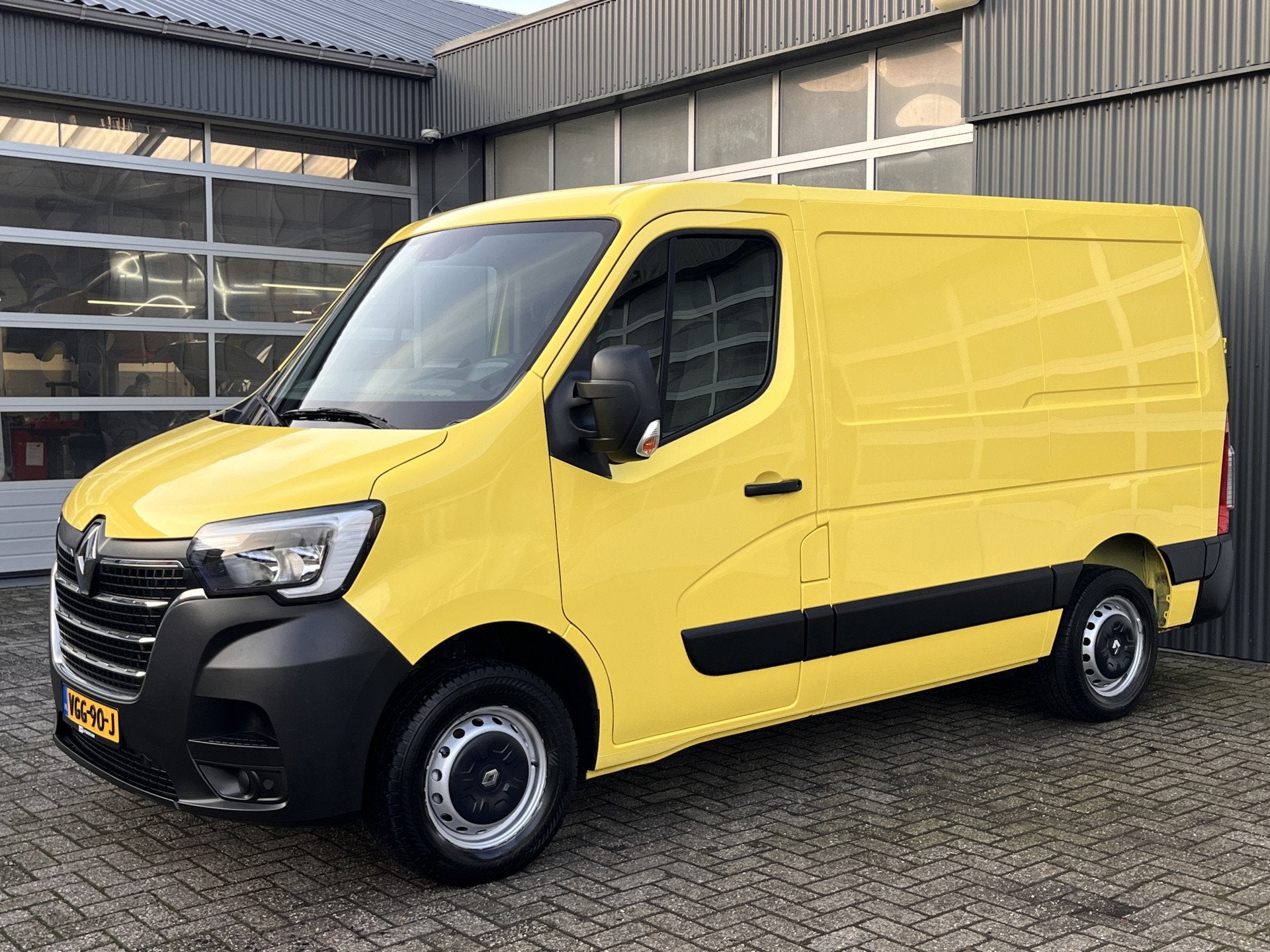 Renault Master T28 2.3 dCi 135 L1H1 Airco Cruise controle Tr, Voorwielaandrijving, Gebruikt, 4 cilinders, Renault