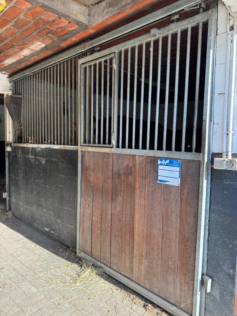Opzet voorwand met schuifdeur en minideur 3,33m, Stalling, 1 paard of pony