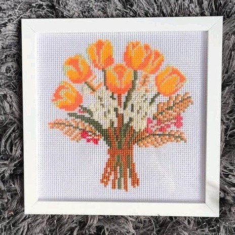 Handgemaakt kruissteek borduurwerk - Tulpen (20x20 cm), Minder dan 50 cm, Verzenden, Nieuw, Schilderij