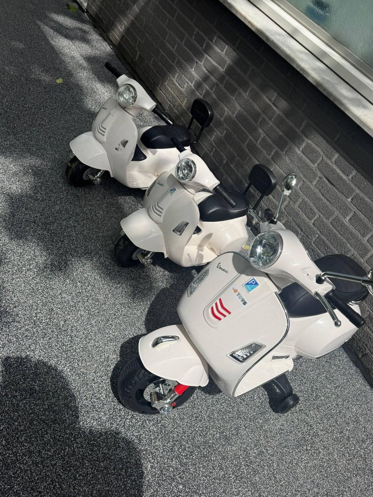 Eco Toys - Elektrische Vespa Scooter, Ophalen of Verzenden, Zo goed als nieuw
