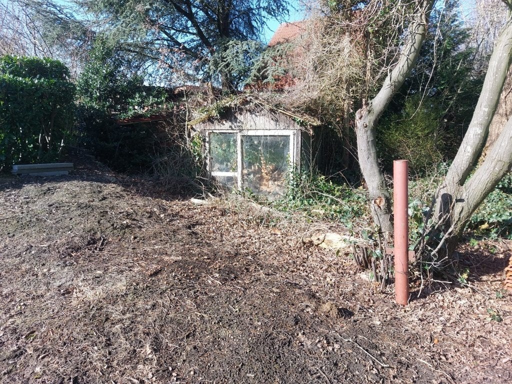 Gratis afhalen: Brandhout (houtschuurtje zelf afvoeren), Tuin en Terras, Haardhout, Minder dan 3 m³, Ophalen, Blokken