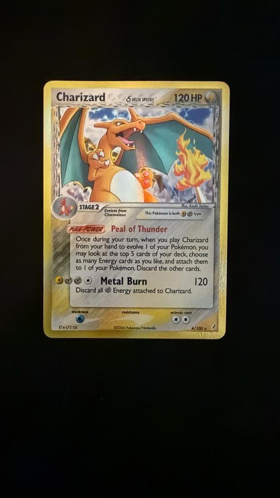 Charizard Delta Species Pokémon Kaart 2006, Ophalen of Verzenden, Zo goed als nieuw, Losse kaart