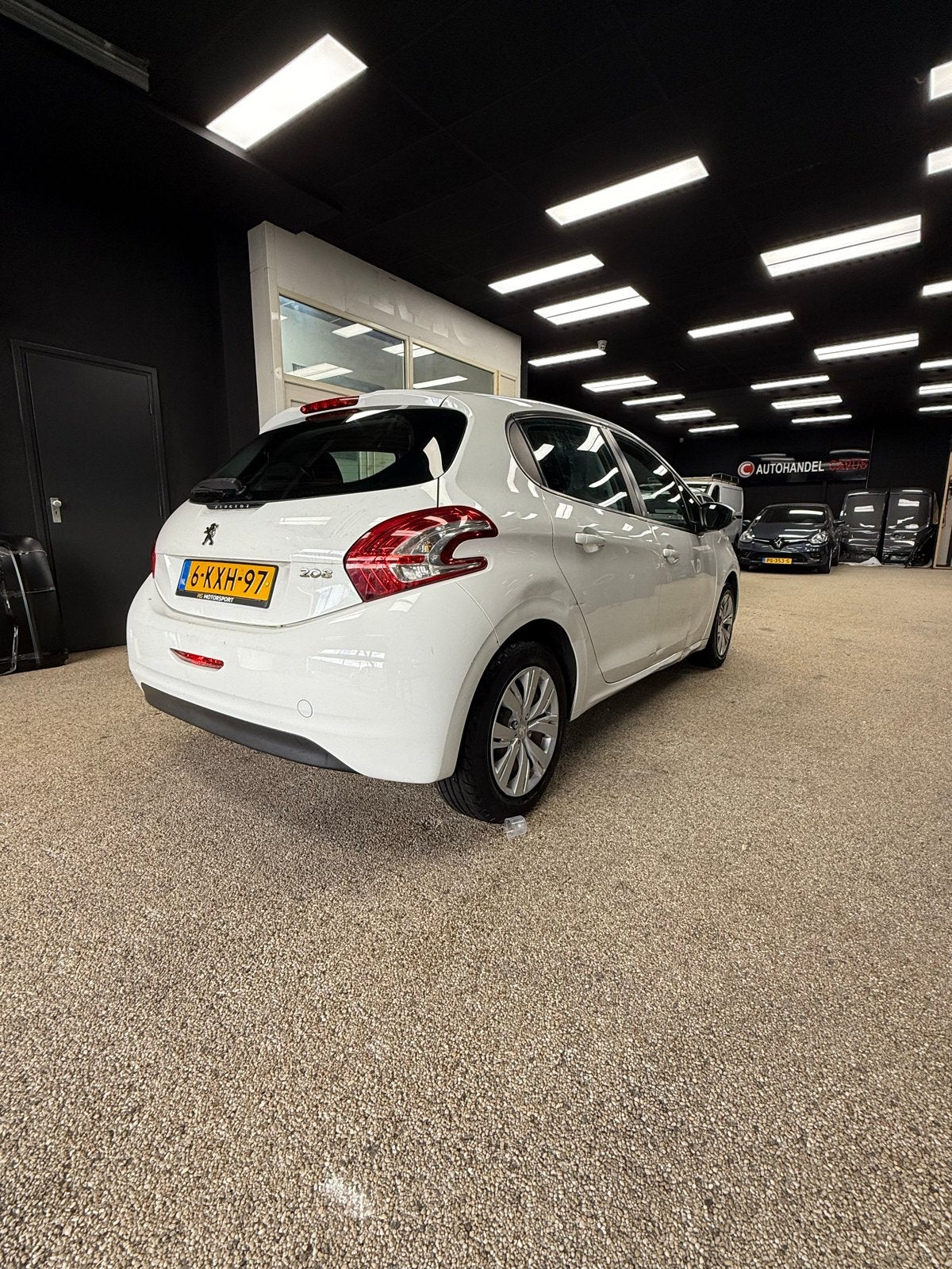 Peugeot 208 1.0 VTI  5-D 2013 AIRCO (NAP), Auto's, Voorwielaandrijving, 450 kg, 31 €/maand, Origineel Nederlands