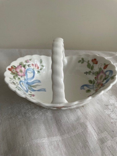 Porceleinen Mandje Wedgwood, Ophalen of Verzenden
