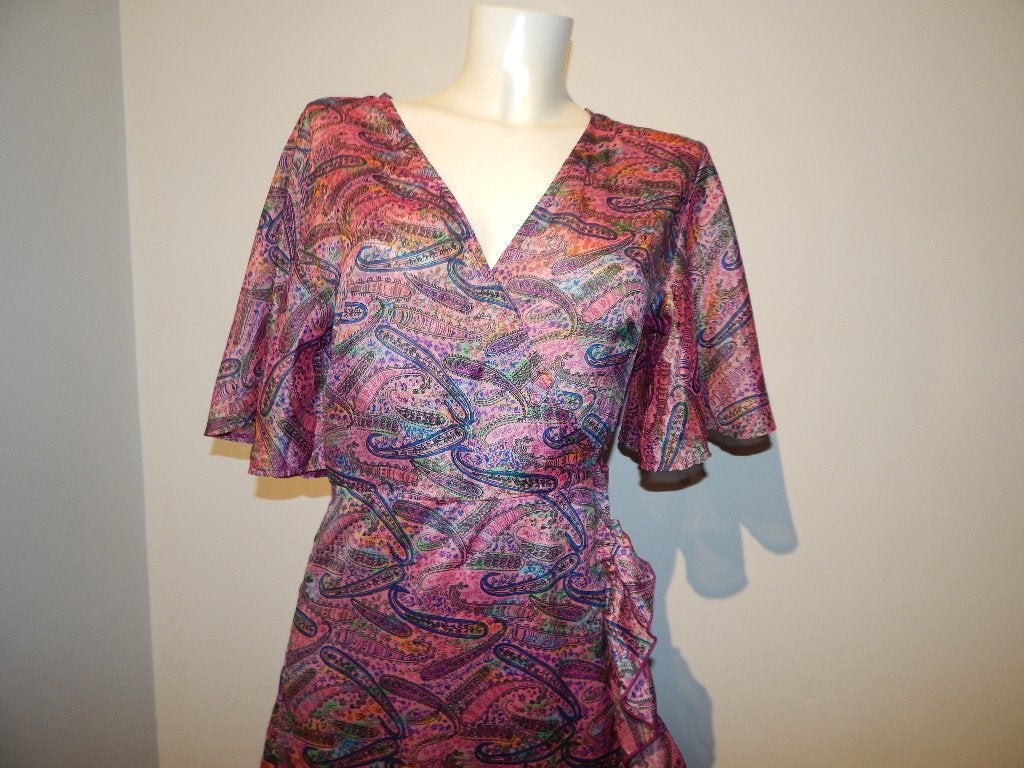 Sissel Edelbo wrapdress paisley print felle kleuren One size, Kleding | Dames, Verzenden, Maat 42/44 (L), Sissel Edelbo, Zo goed als nieuw