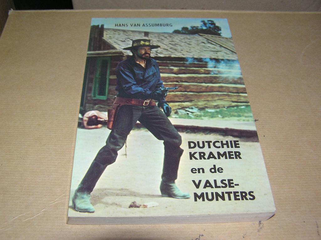 Dutchie Kramer en de valsemunters-Hans van Assumburg, Ophalen of Verzenden, Gelezen, Hans van Assumburg