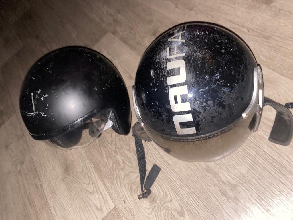 2 helmen te koop, Motoren, Kleding | Motorhelmen, Overige merken, M, Dames, Tweedehands