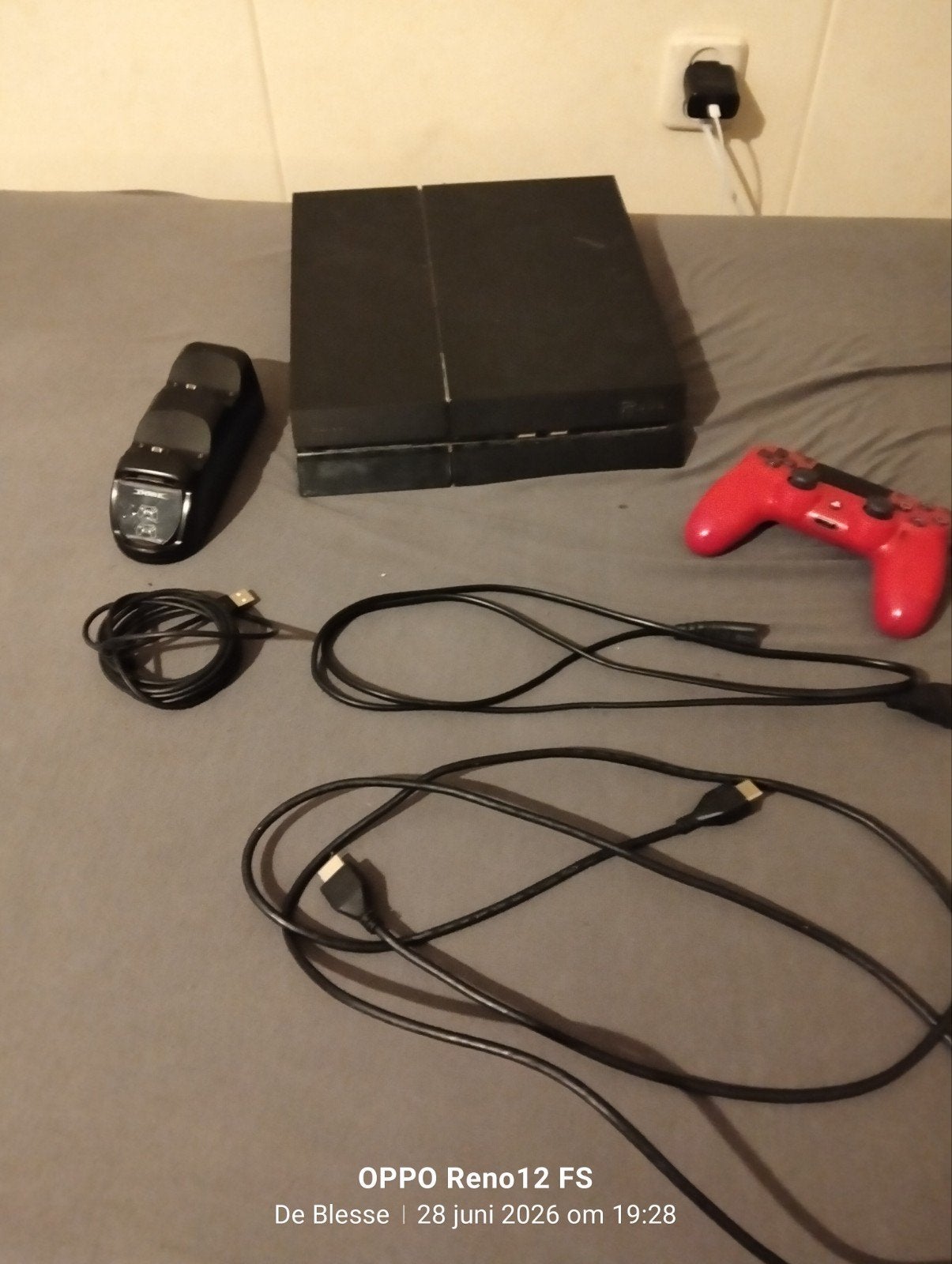 PS4 met defecte disc drive en herrie, inclusief controller, Spelcomputers en Games, Spelcomputers | Sony PlayStation 4, Ophalen