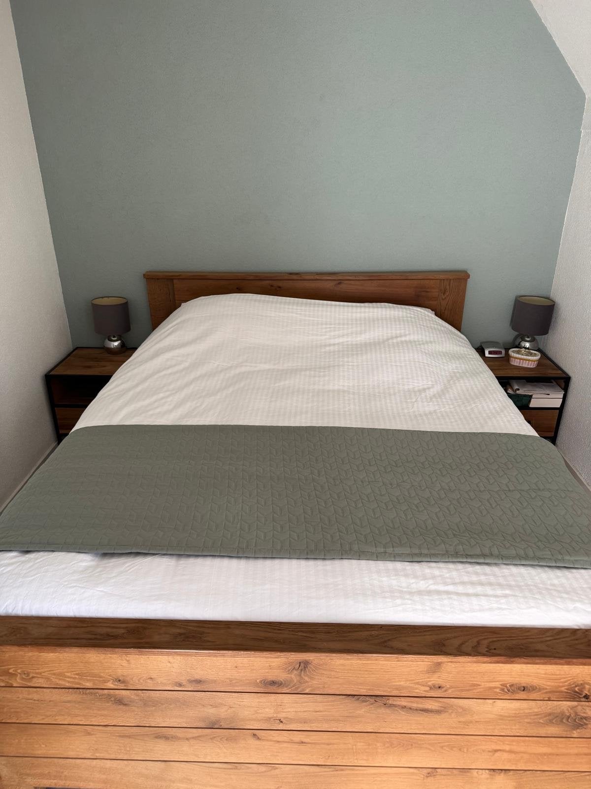 Houten bed frame met Twee Auping spiraalbodems 160x200, Huis en Inrichting, Slaapkamer | Bedden, Ophalen, Gebruikt, Tweepersoons