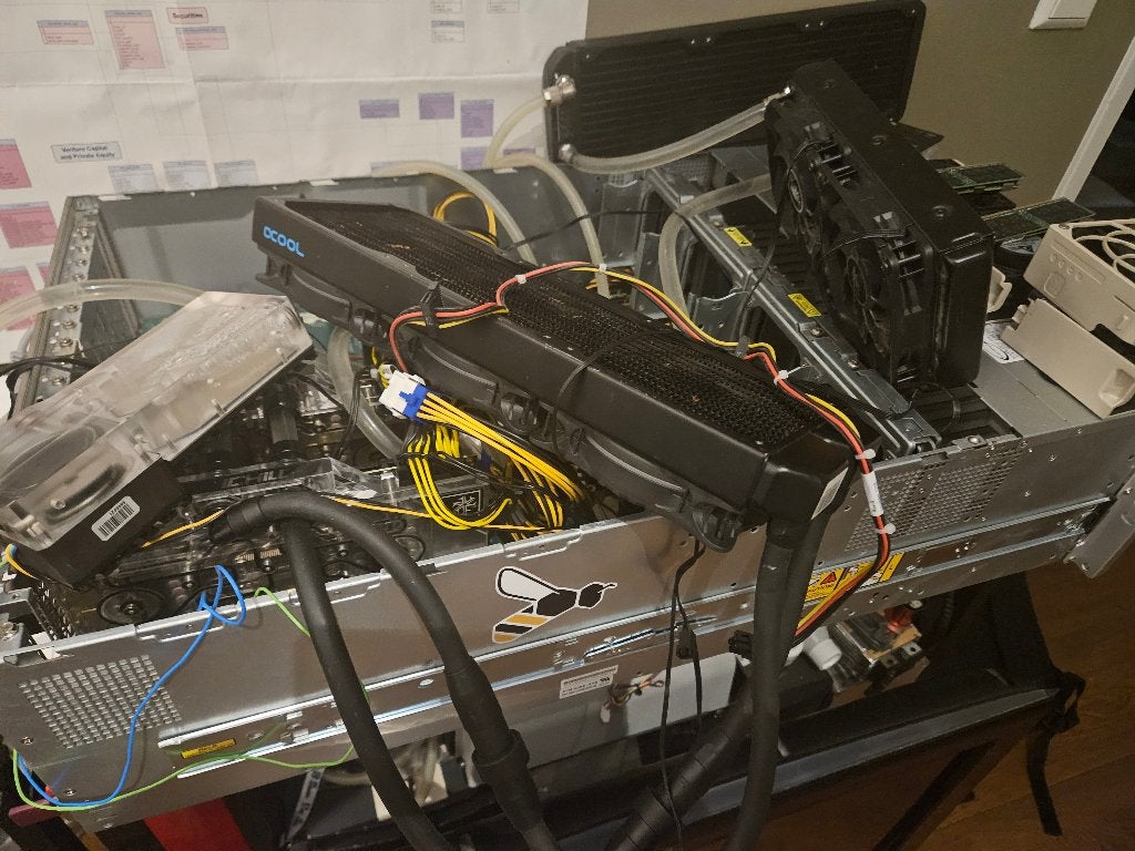 GPU Server 418G-X11 X11DPG-OT-CPU met 2x Xeon Platinum 8276L, Computers en Software, 2 tot 3 Ghz, Hot swappable onderdelen, 128 GB