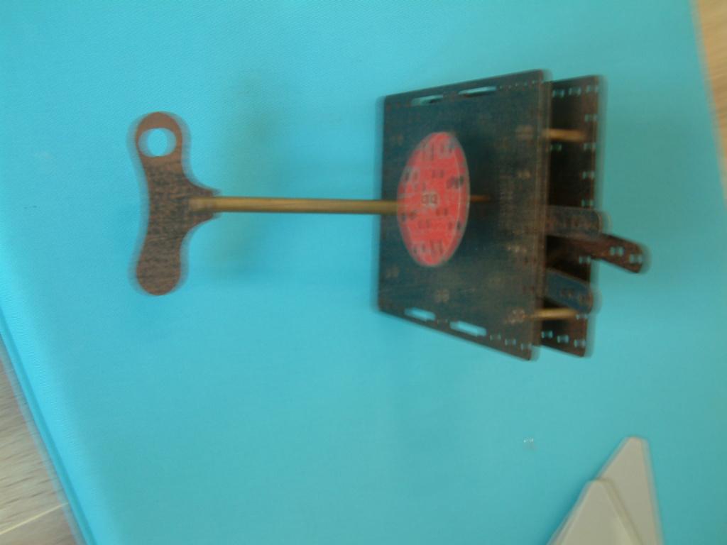 marklin /mecano motor  / sleutel   voor /achteruit  2 versn, Ophalen