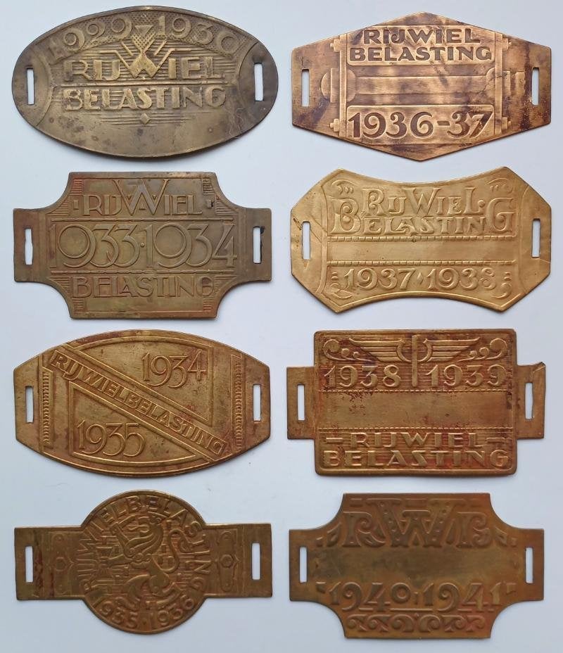 Verzameling van rijwielbelastingplaatjes 8 stuks, Ophalen of Verzenden, Gebruikt