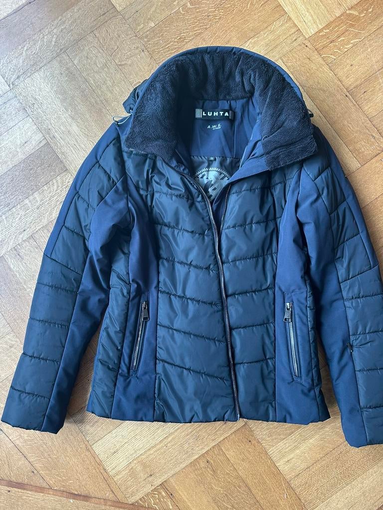 Ski jack dames Lutha donkerblauw maat 38, Ophalen, Zo goed als nieuw, Maat 38/40 (M), Blauw