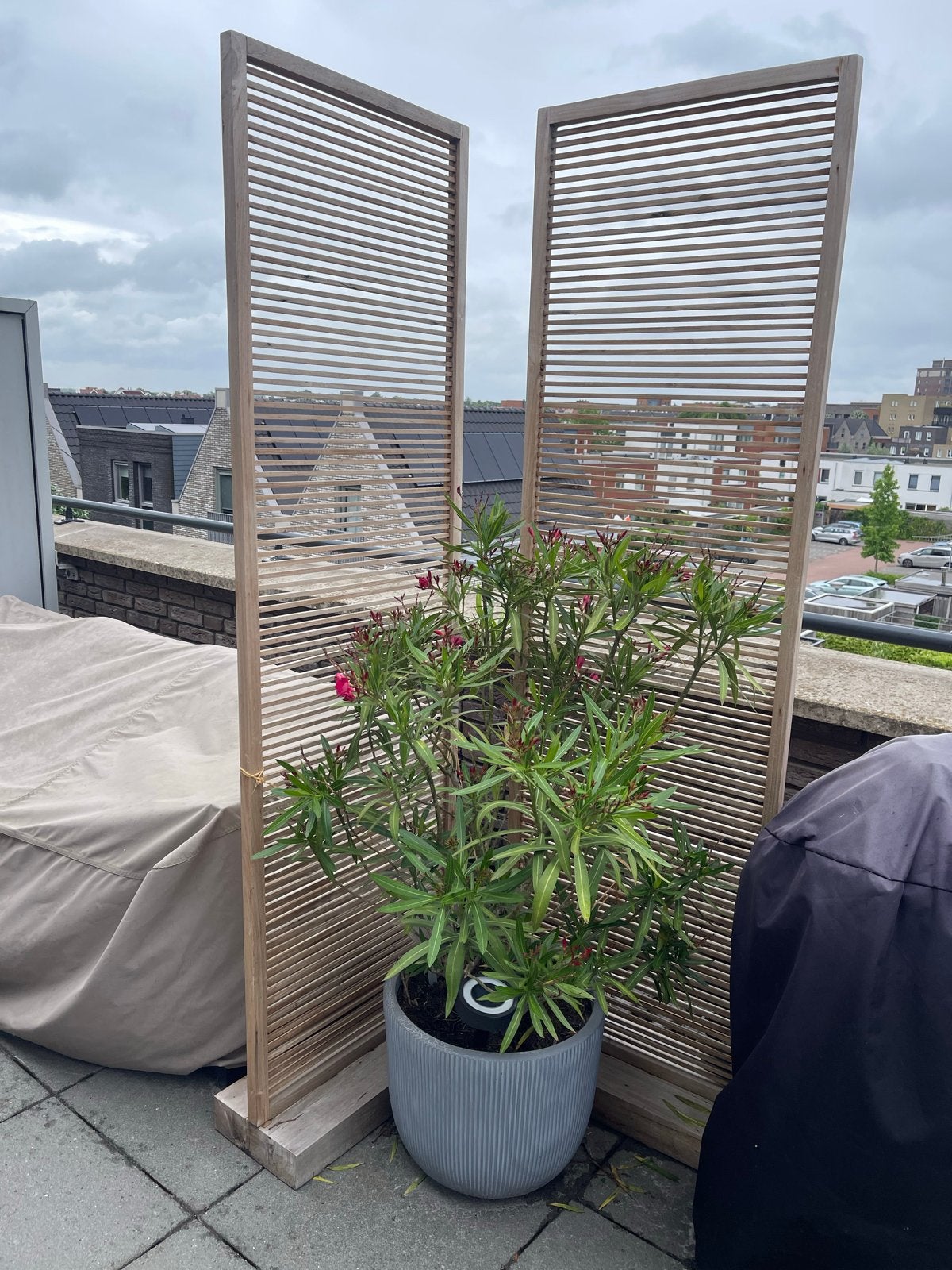 4 Teak Houten Tuinschermen / Roomdividers, Ophalen of Verzenden, Gebruikt