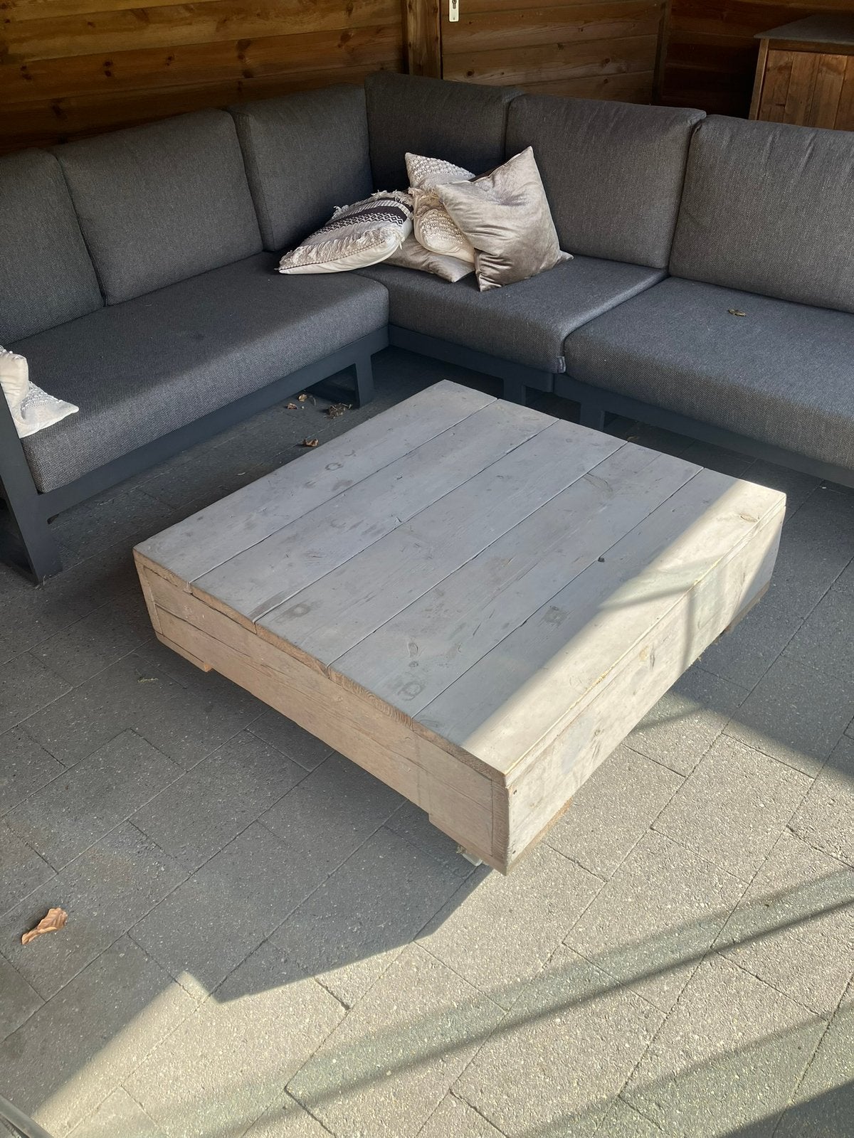 Salontafel voor binnen of buiten, Tuin en Terras, Tuinsets en Loungesets, Ophalen, Zo goed als nieuw, Steigerhout
