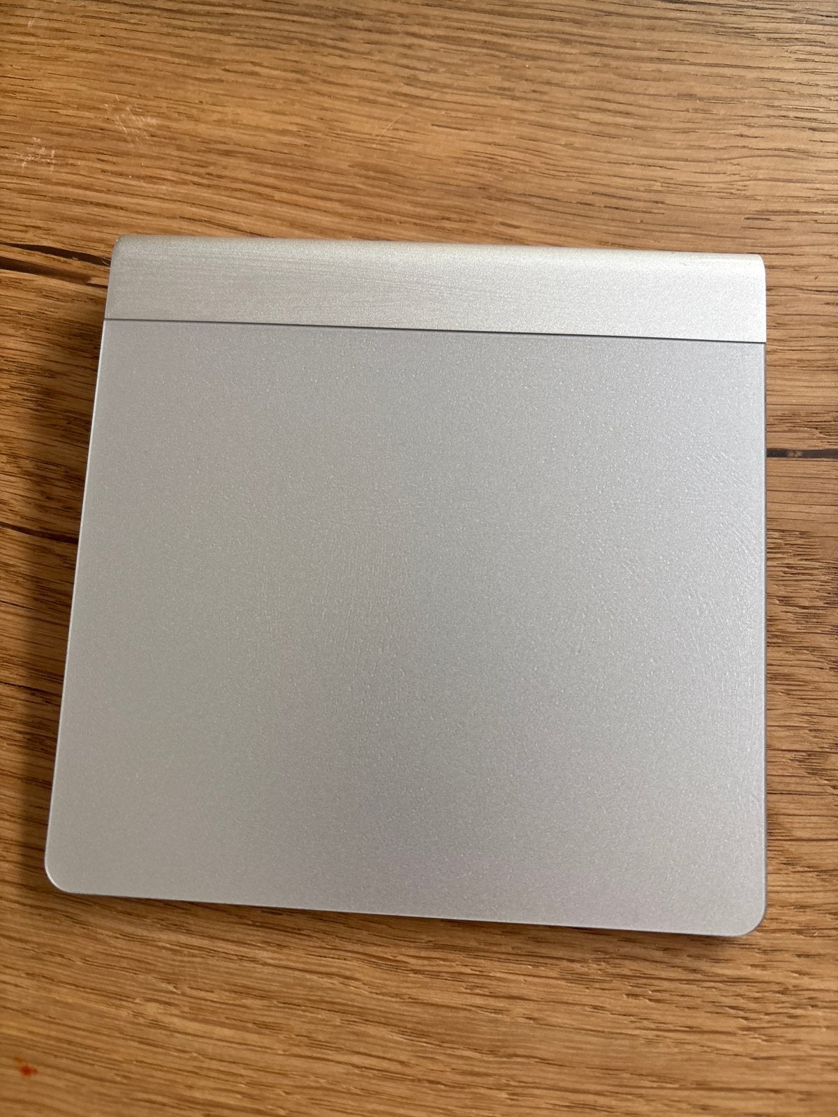 Apple Magic Trackpad 1 (A1339) - Draadloos Touchpad, Computers en Software, Ophalen of Verzenden, Zo goed als nieuw, Draadloos