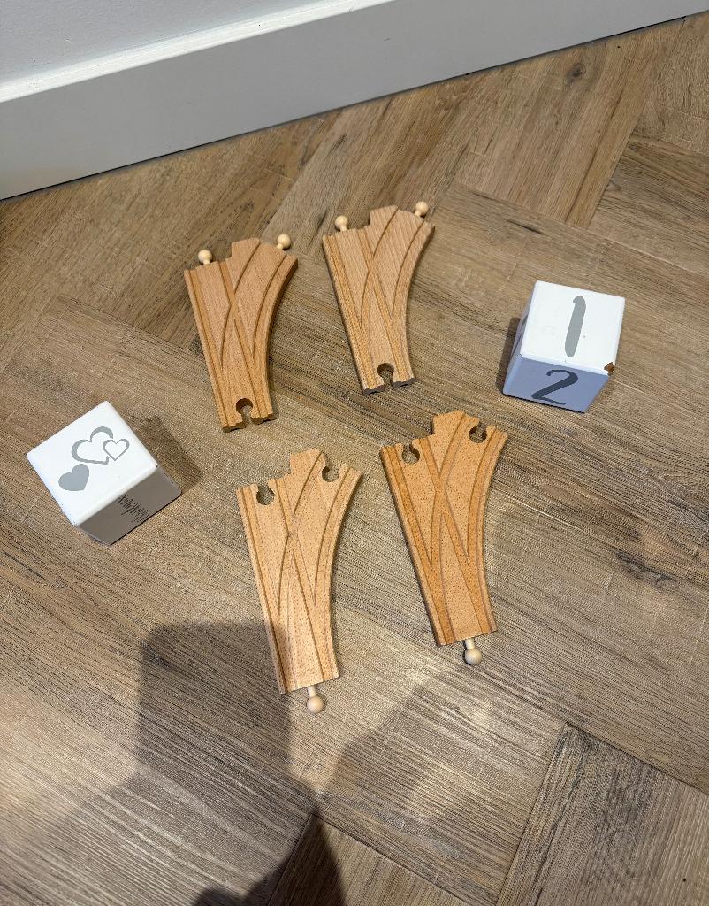 ZGAN 4 Brio houten trein spoor wissels 33346 rail wissel set, Ophalen of Verzenden, Zo goed als nieuw, Overige typen