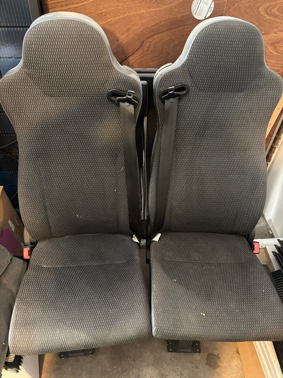Twee autostoelen met gordels - Gebruikt citroen jumper, Ophalen, Gebruikt, Universele onderdelen