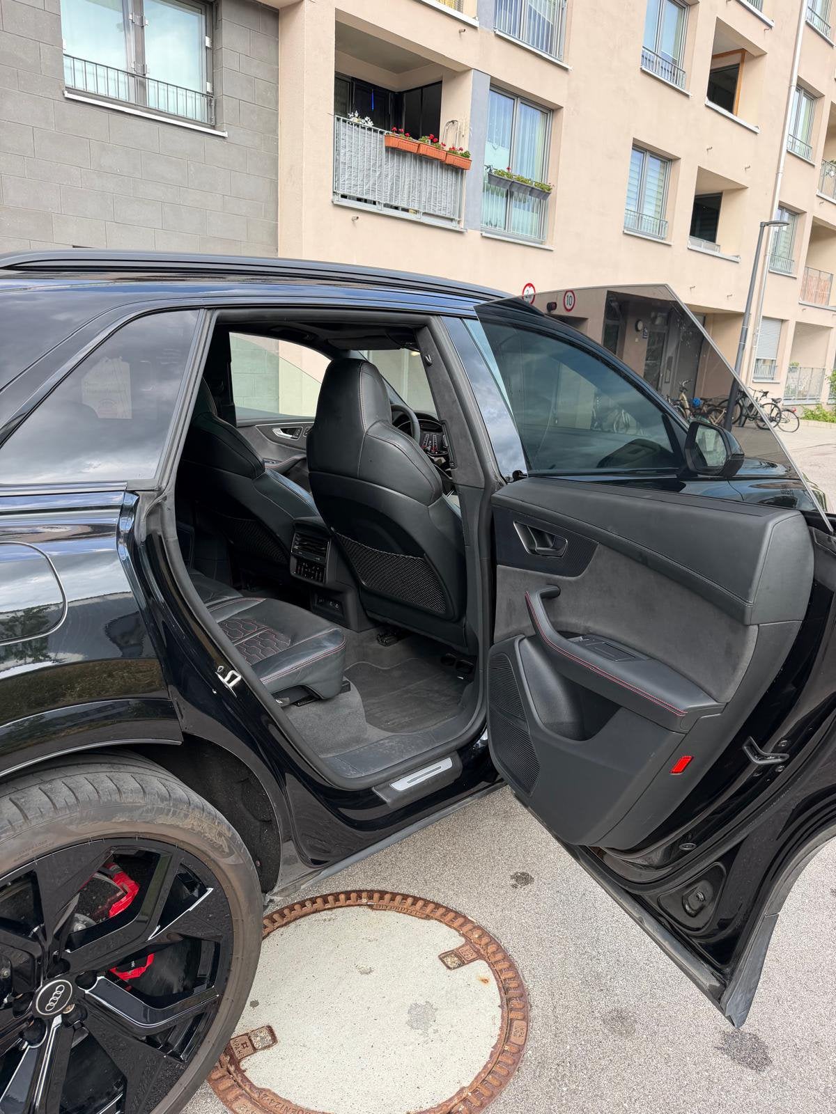 RSQ8 600pk 23 inc velgen, Auto's, Audi, 8 cilinders, 600 pk, Zwart, Particulier