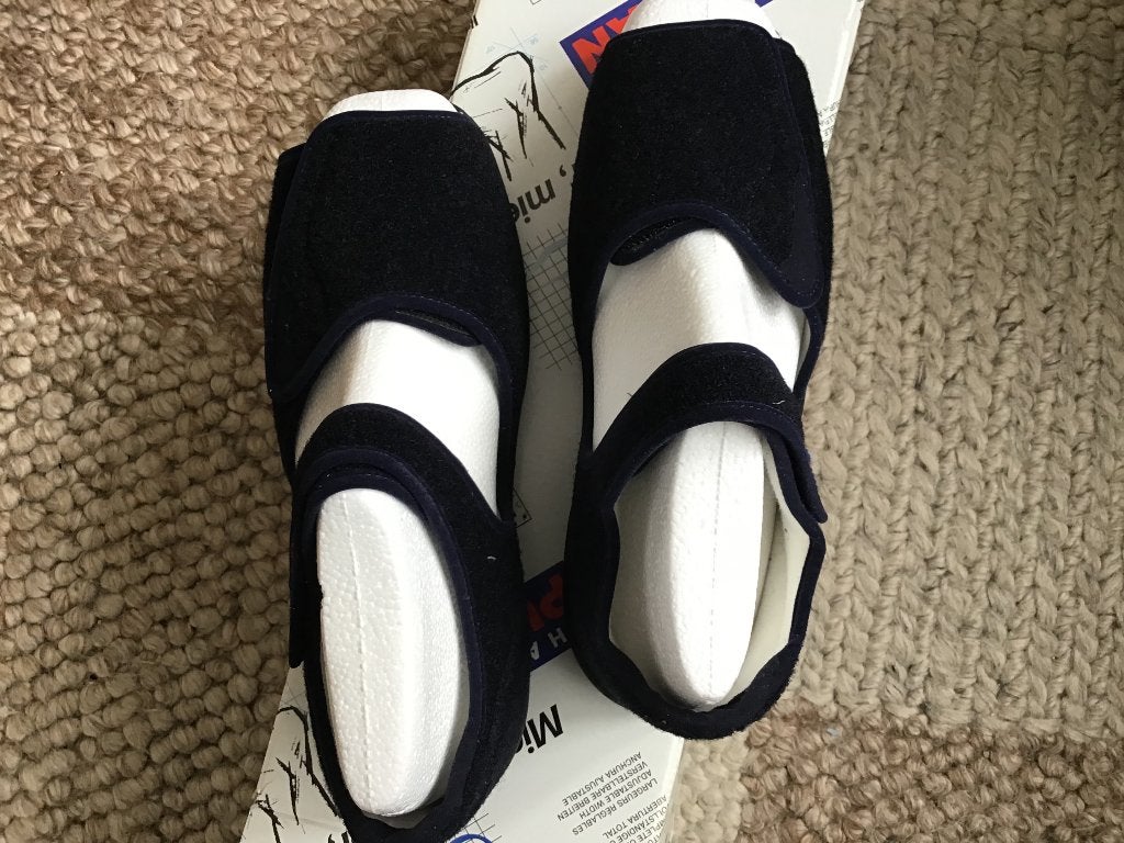Verbandschoenen, Ophalen, Nieuw