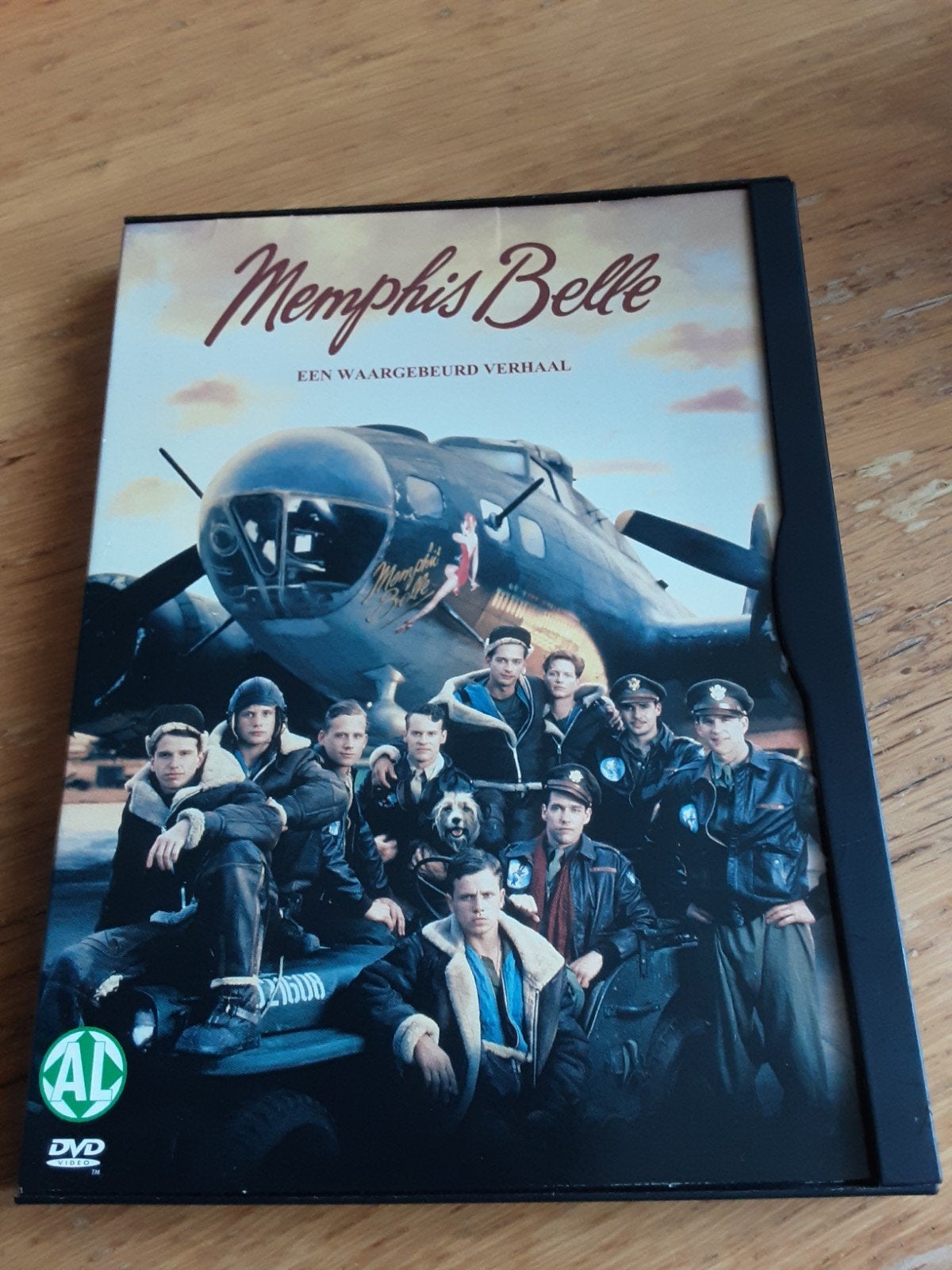 Memphis belle, Ophalen, 1940 tot 1960, Zo goed als nieuw, Oorlog