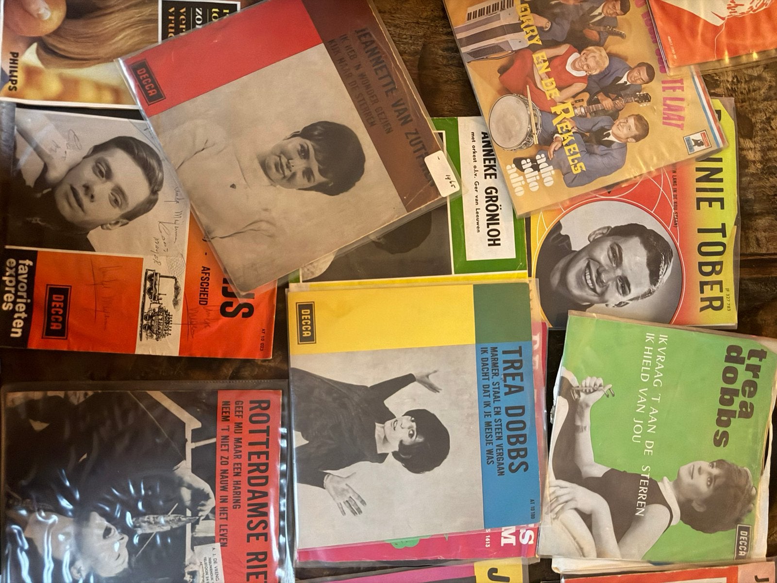 Partij 100 nederlandstalige singles vinyl 60/70/80er jaren, Ophalen of Verzenden