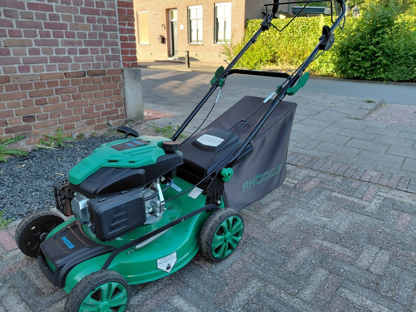 Rhodos Benzine Grasmaaier 139cc - Krachtig en Betrouwbaar, Ophalen, Cirkelmaaier, Gebruikt, RHODOS