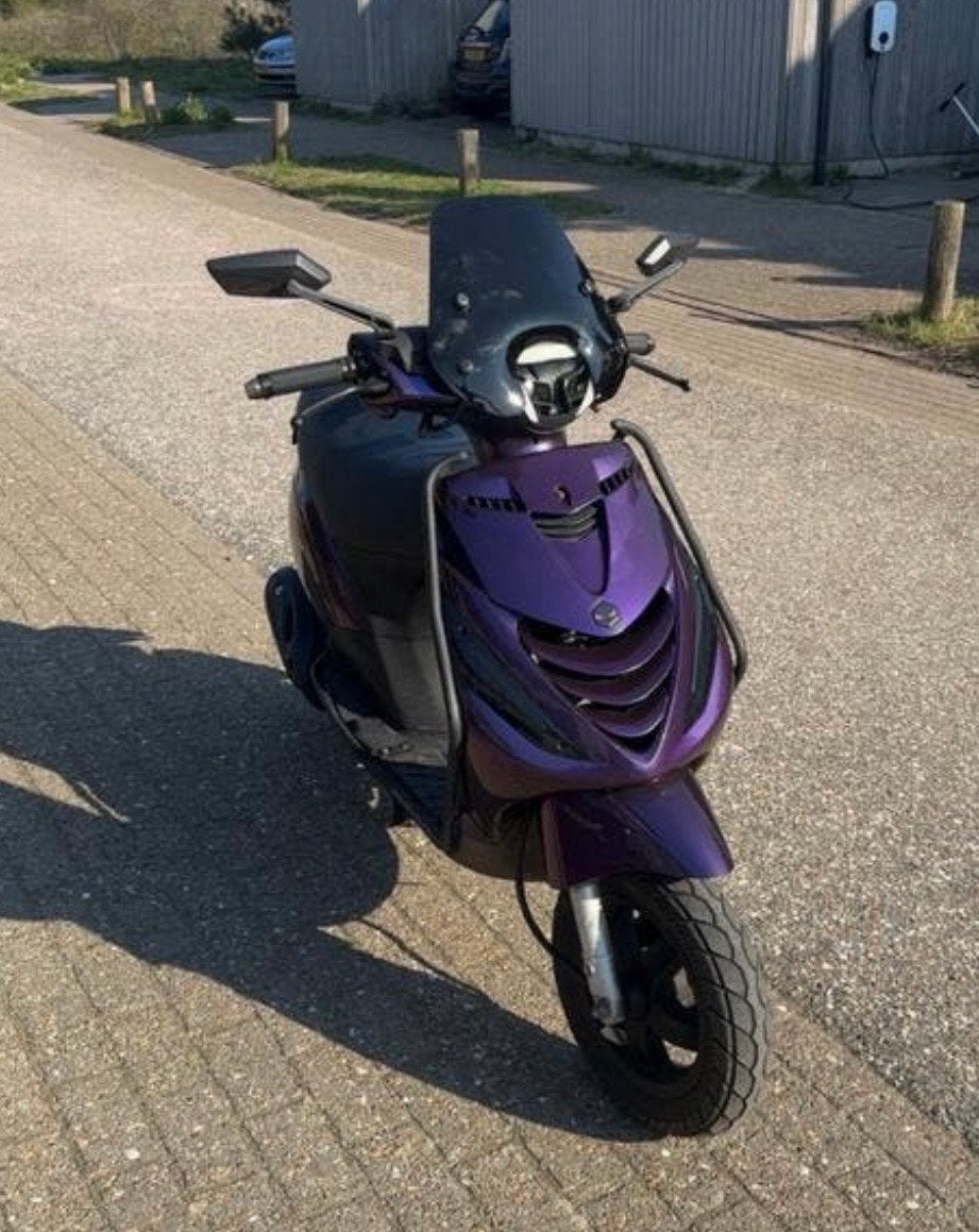 Piaggio Zip 2000 - Paars, Goed Onderhouden, Fietsen en Brommers, Snorfietsen en Snorscooters, Gebruikt, Piaggio, Benzine, Ophalen of Verzenden