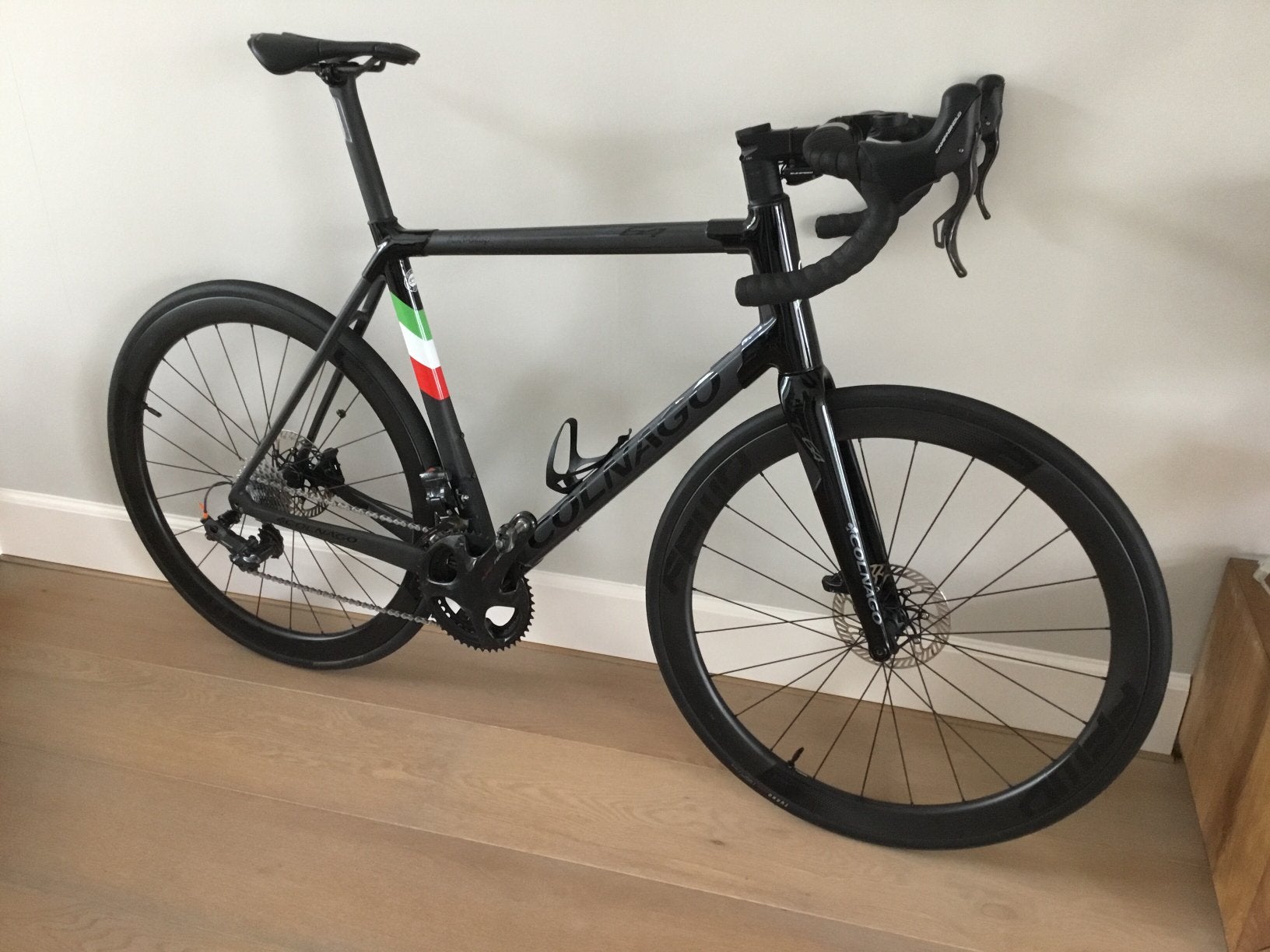 Colnago C64 maat 56S  Black mat/Black glossy. Italian Flag, 28 inch, Carbon, Heren, Zo goed als nieuw