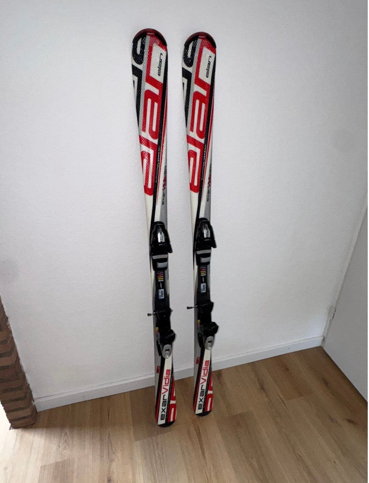 Ski’s Elan Exarvia 160 cm, 160 tot 180 cm, Gebruikt, Skiën, Ski's