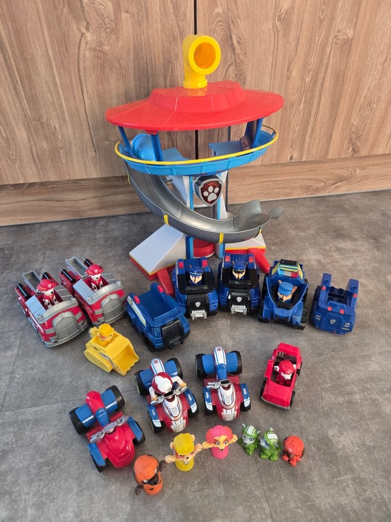 PAW Patrol Uitkijktoren + 12 Voertuigen, Ophalen, Gebruikt