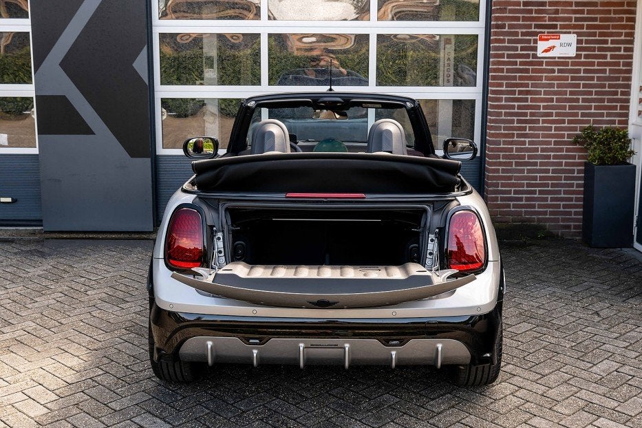 MINI Cooper S Cabrio JCW | John Cooper Works | Harman/Kardon, 1998 cc, Gebruikt, 4 cilinders, Cabriolet