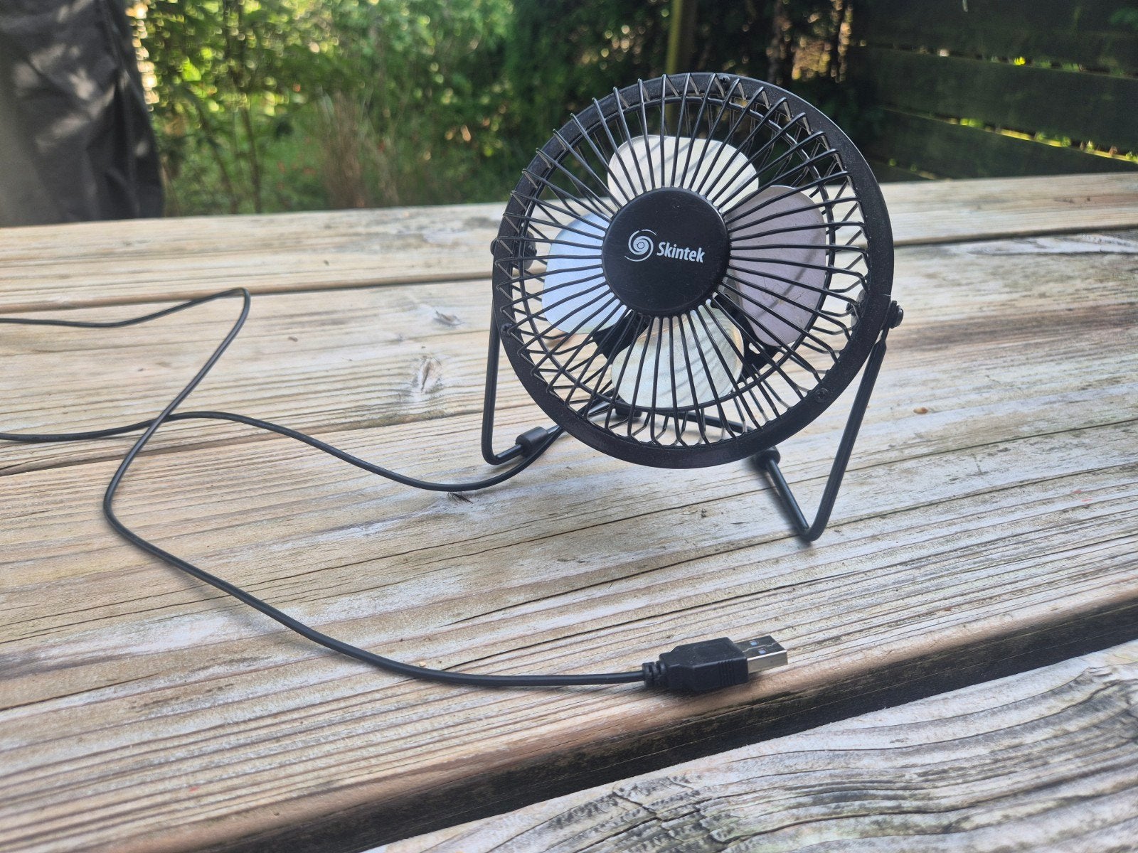 Skinttek USB Ventilator - Compact, Witgoed en Apparatuur, Ventilatoren, Ophalen of Verzenden, Zo goed als nieuw, Tafelventilator