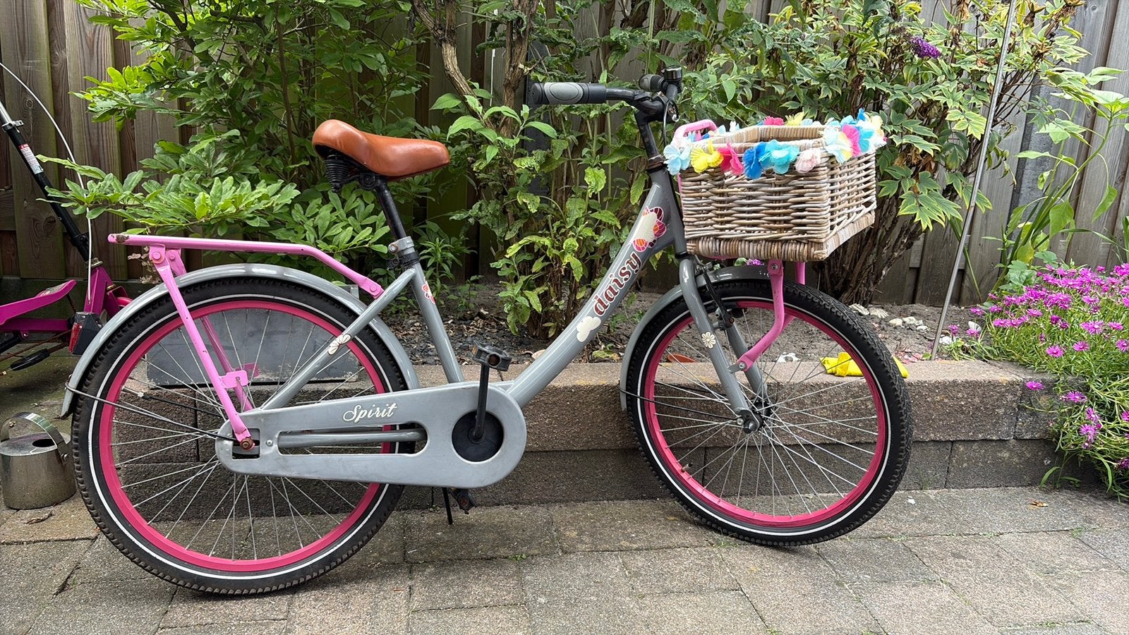 Daisy Spirit kinderfiets 22 inch – met net nieuwe banden, Ophalen, Gebruikt, Terugtraprem, 22 inch