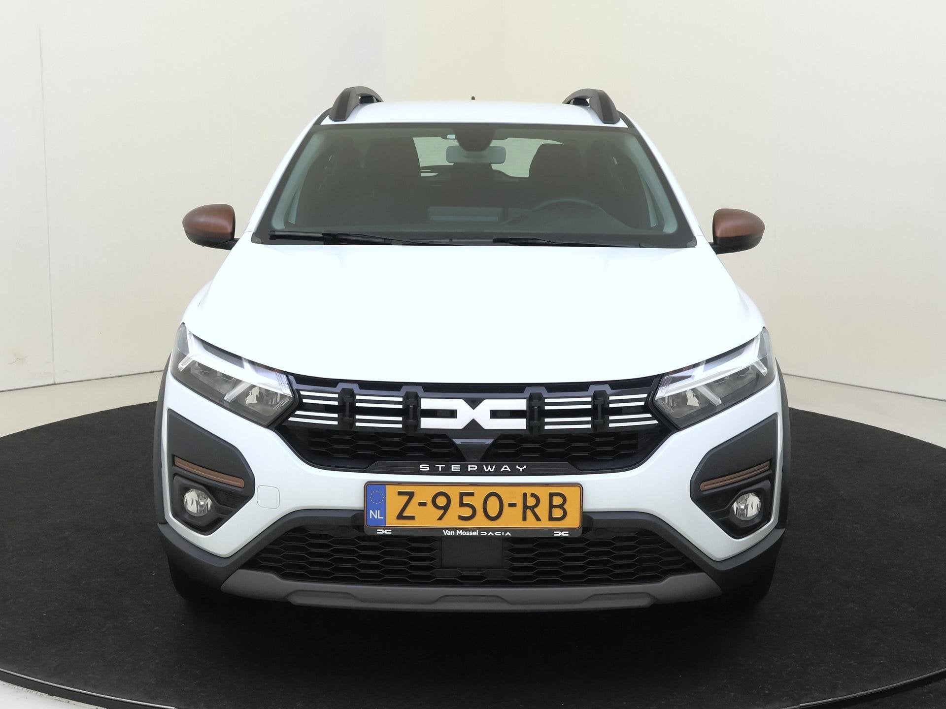 Dacia Sandero Stepway 1.0 TCe 100 ECO-G Extreme | airco auto, Auto's, Gebruikt, Euro 6, 610 kg, Wit