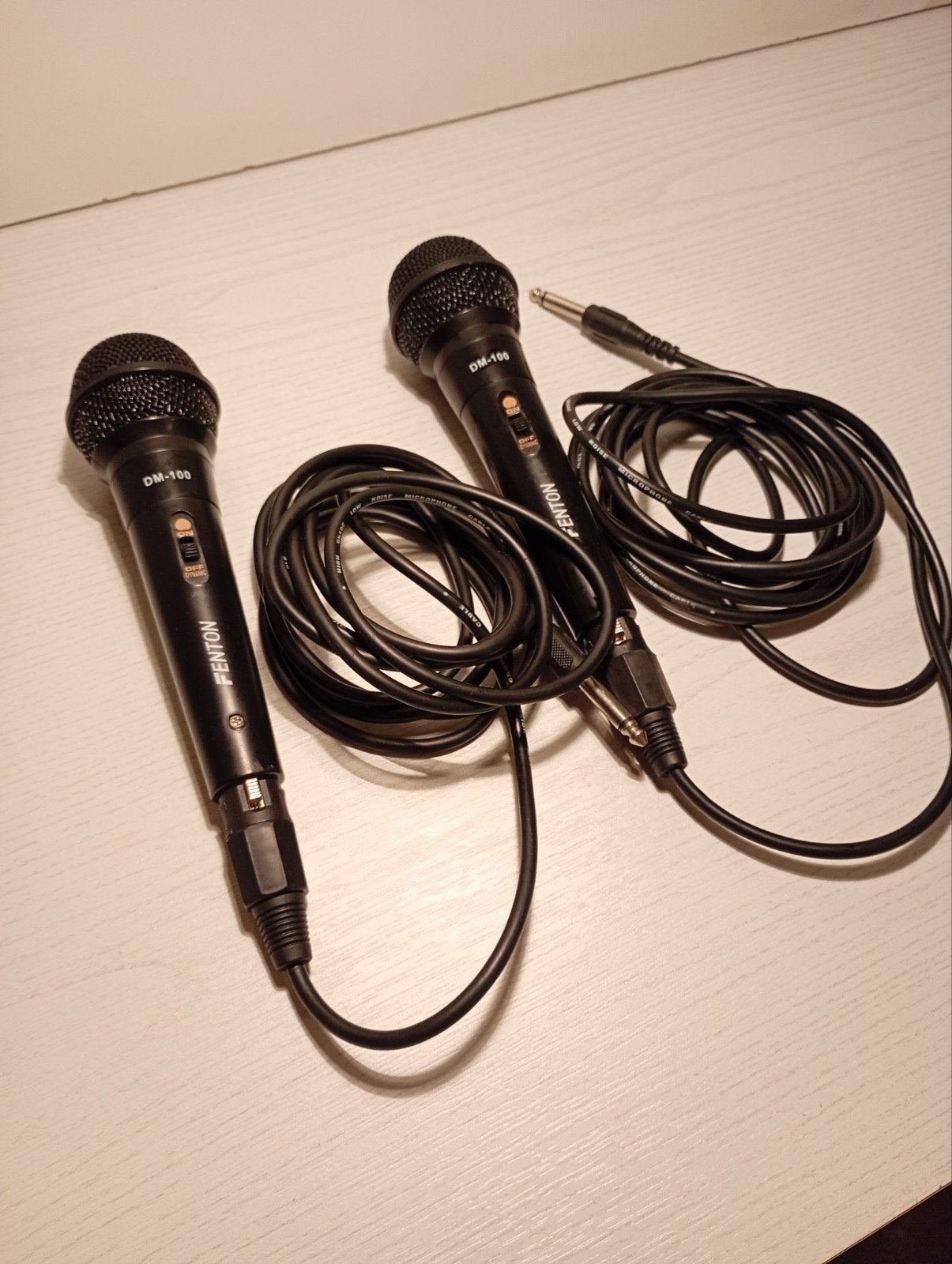 Fenton DM-100 microfoons met 3 meter kabel (set van 2), Ophalen of Verzenden, Zo goed als nieuw, Zangmicrofoon