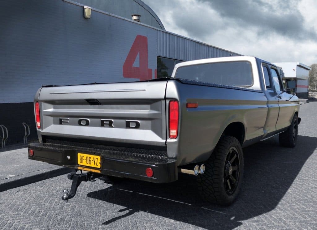 Custom Ford F250 V8 uit 1978, gerestaureerd, foto 4