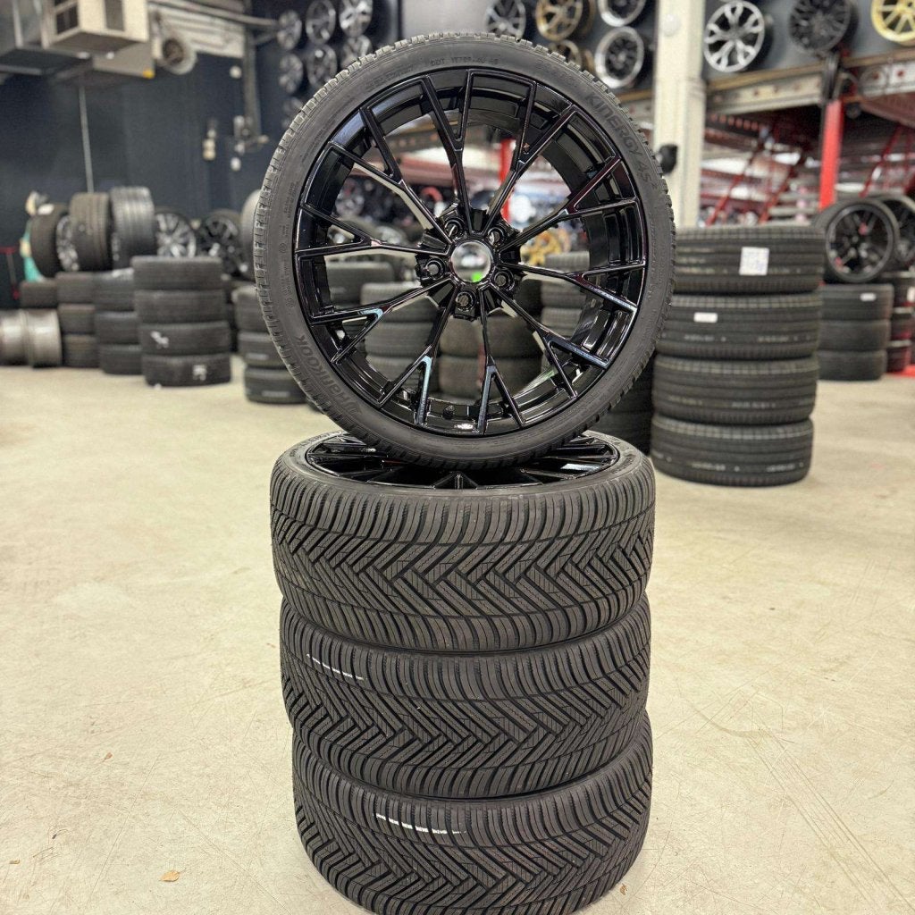 19" Zwarte Velgen VW Golf + Hankook Allseason banden