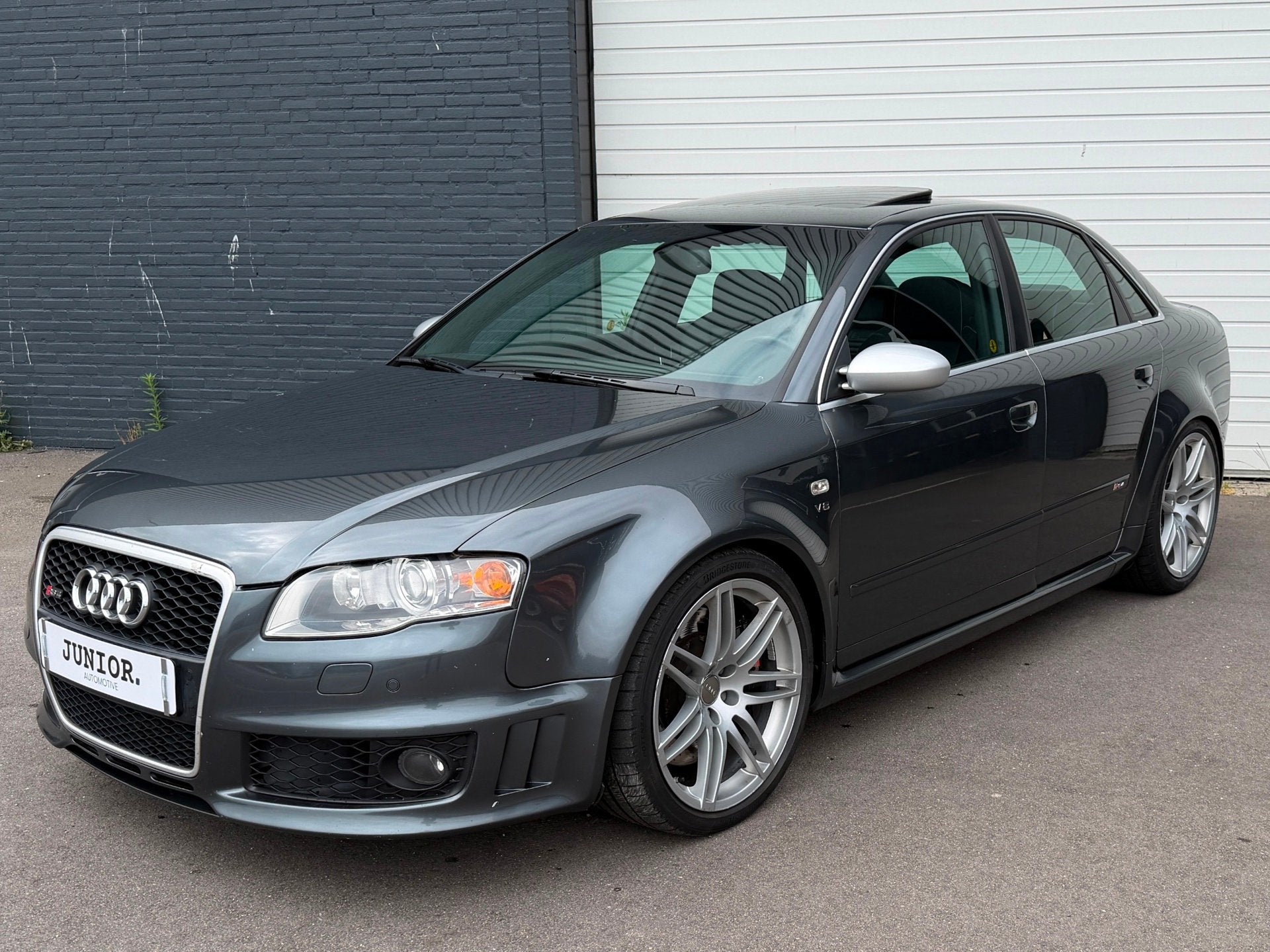 Audi A4 Limousine 4.2 V8 RS 4 quattro B6 SCHUIFDAK/LEDER/STO, Automatische klimaatregeling, Gebruikt, Leder, Bedrijf