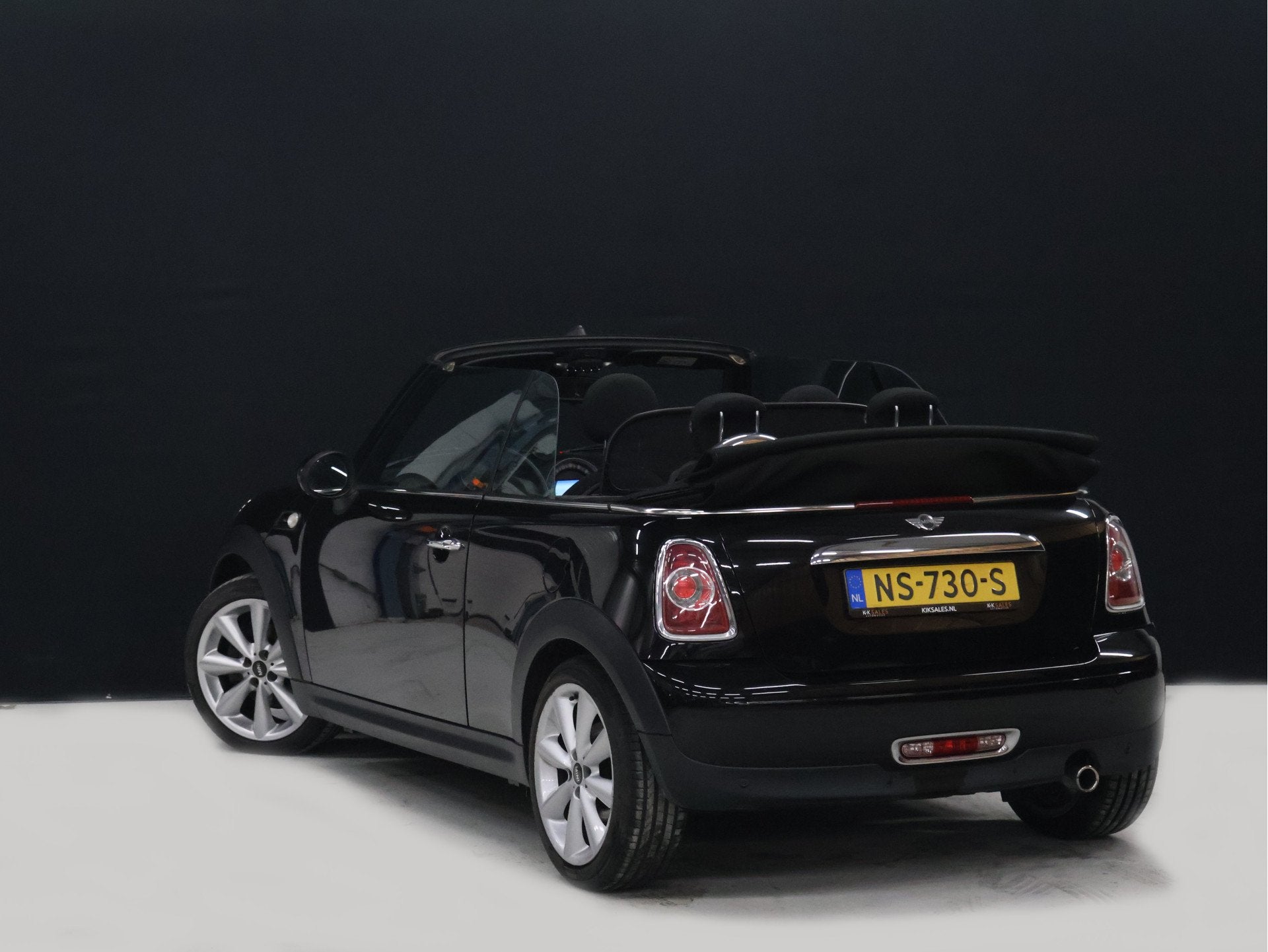 MINI Cabrio 1.6 Cooper Chili [CRUISE CONTROL, STOELVERWARMIN, Auto's, Dealer onderhouden, 15 km/l, Gebruikt, 4 cilinders