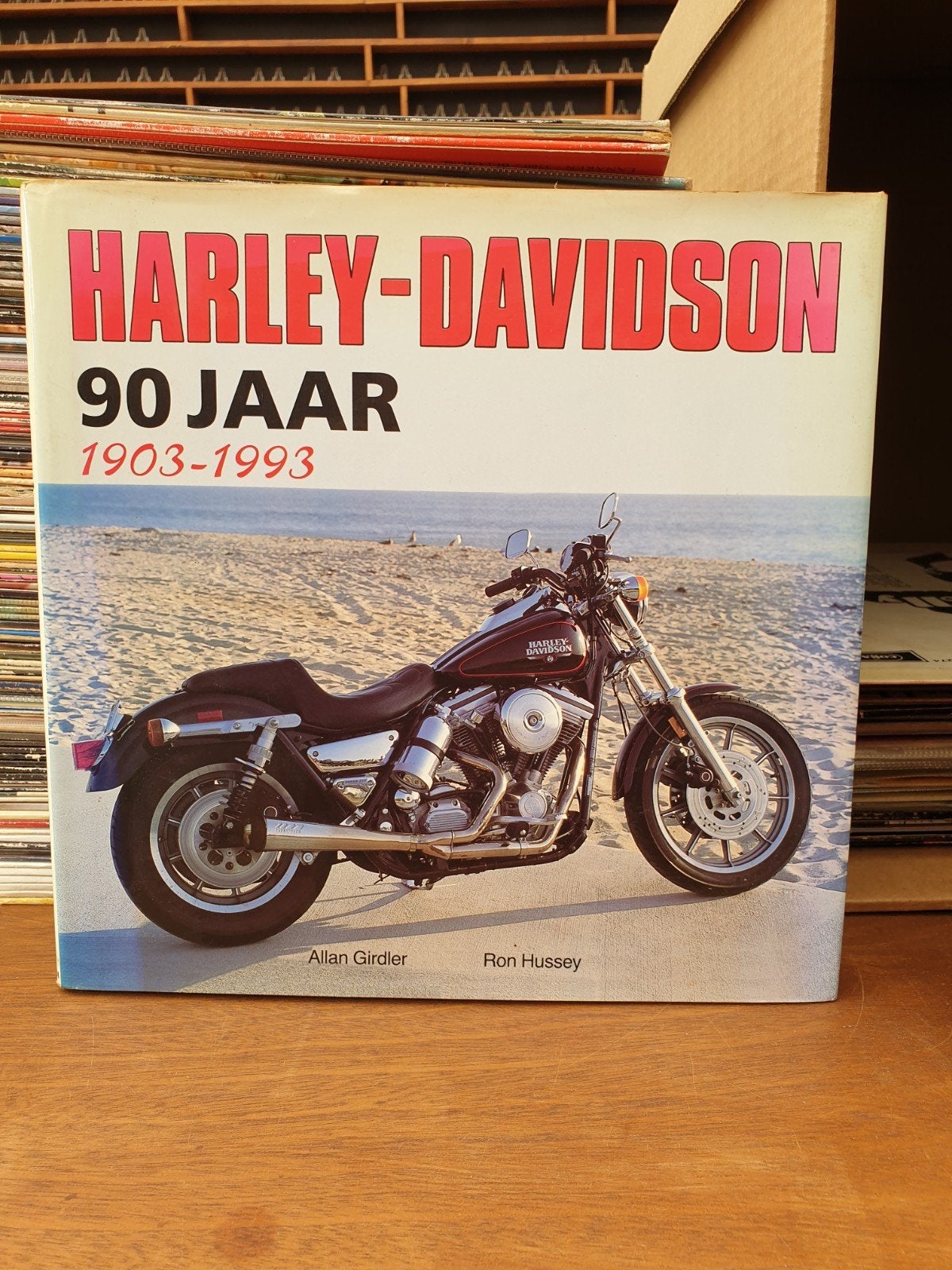 90 jaar Harley Davidson (101), Boeken, Motoren, Ophalen of Verzenden, Gelezen
